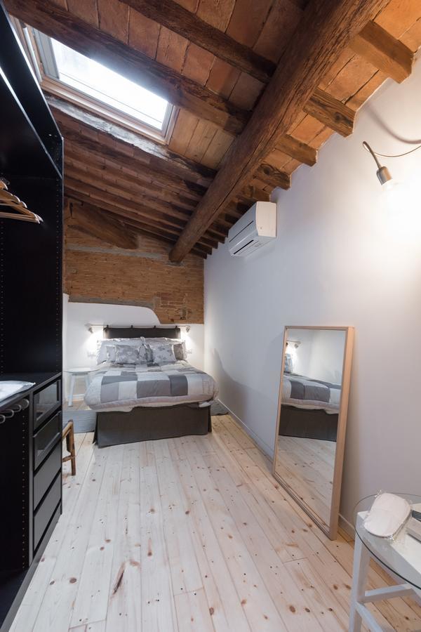 Old Bridge: Historical And Chic Apartment 佛罗伦萨 外观 照片